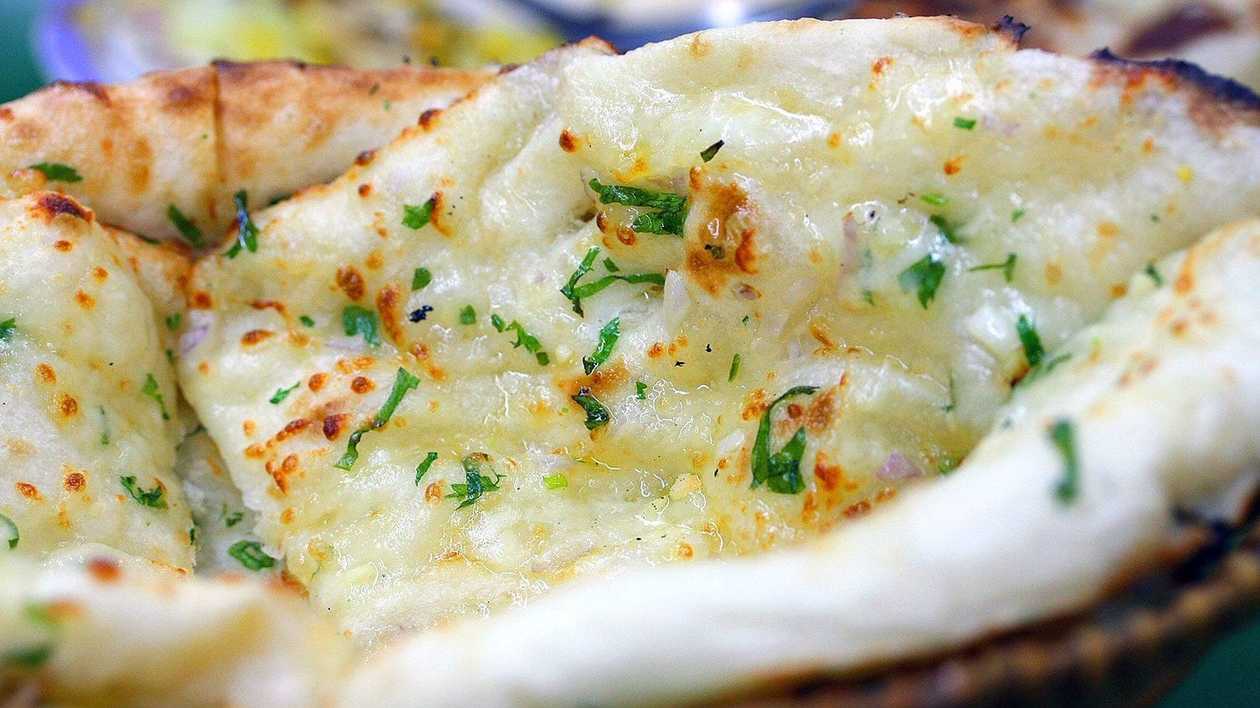 Cheese Naan