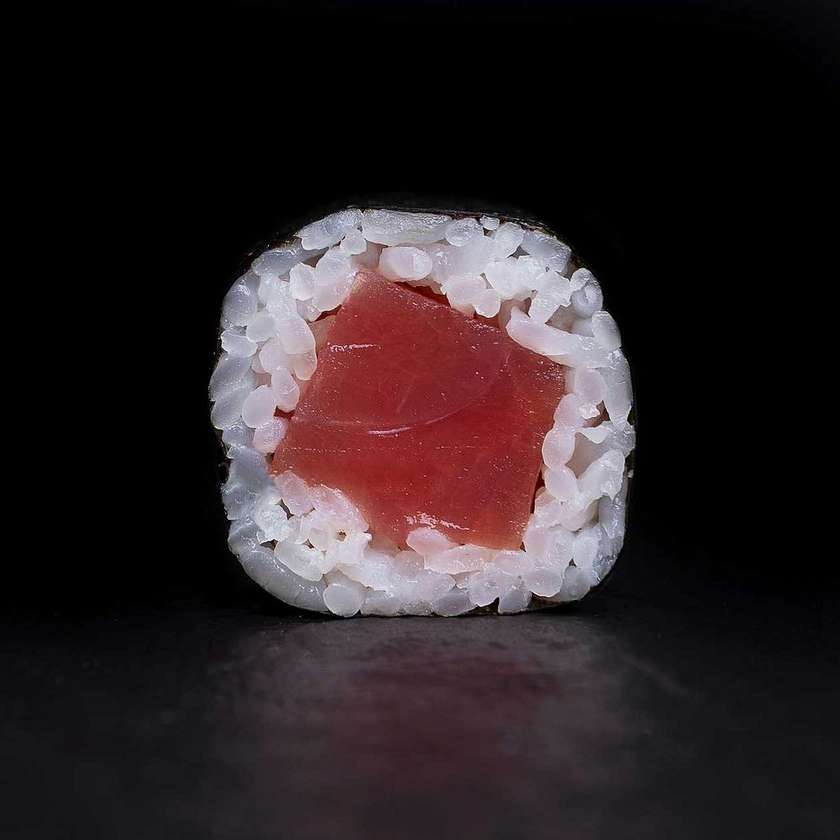 МАКІ РОЛ З ТУНЦЕМ