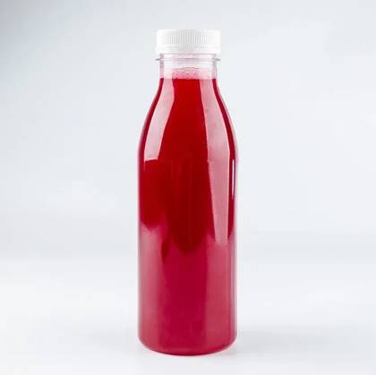 Domácí mošt s lesním ovocem