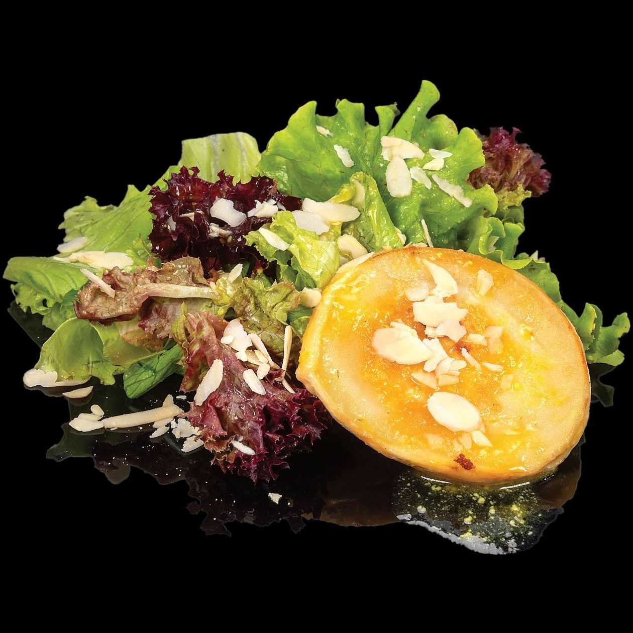 Салата с френско козе сирене