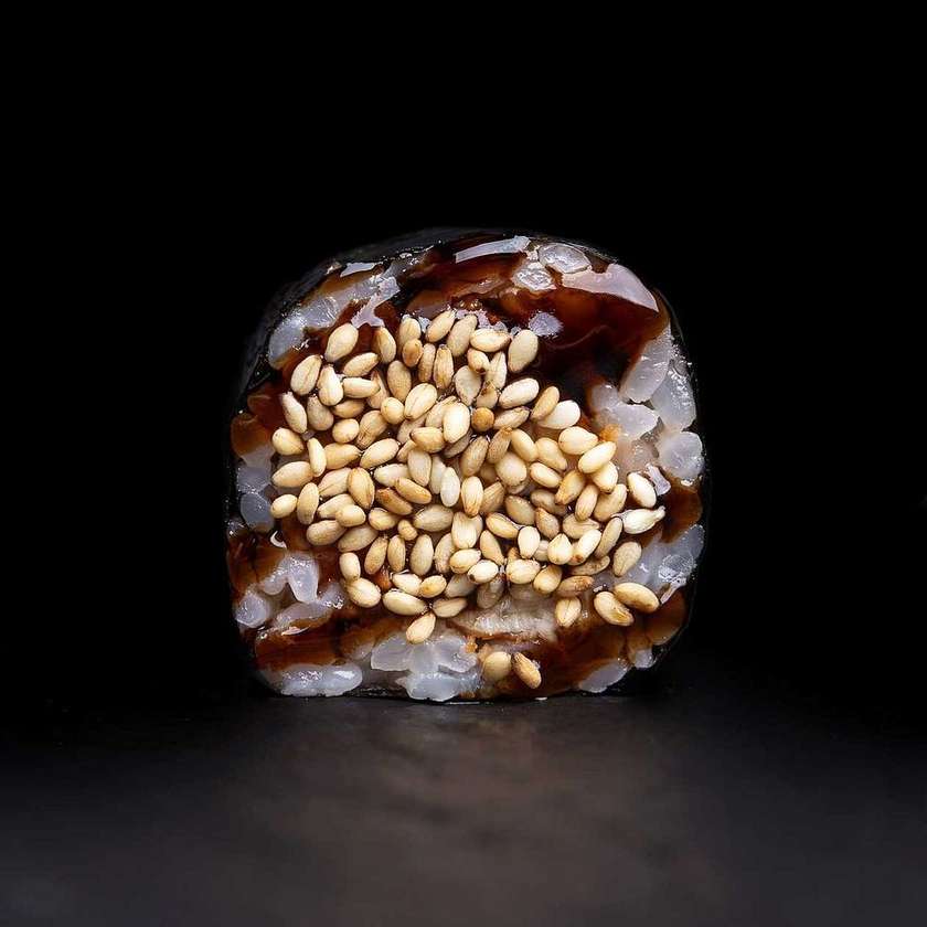 МАКІ РОЛ З ВУГРЕМ