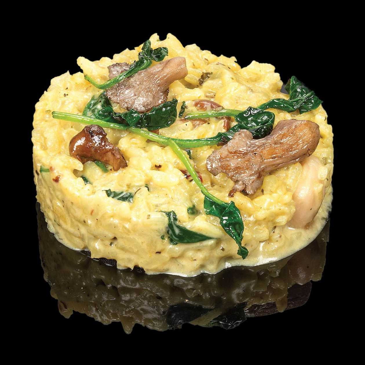 Ризото с бейби спанак, диви гъби и пармезан