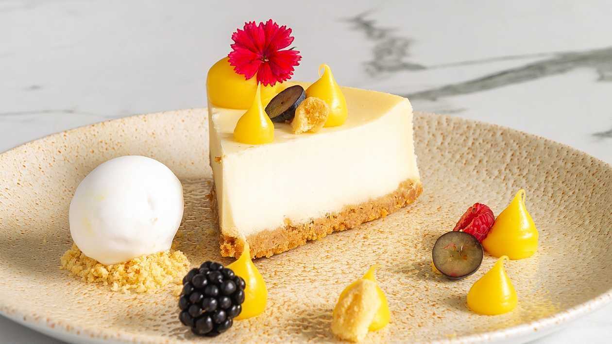 Lemon Cheesecake
