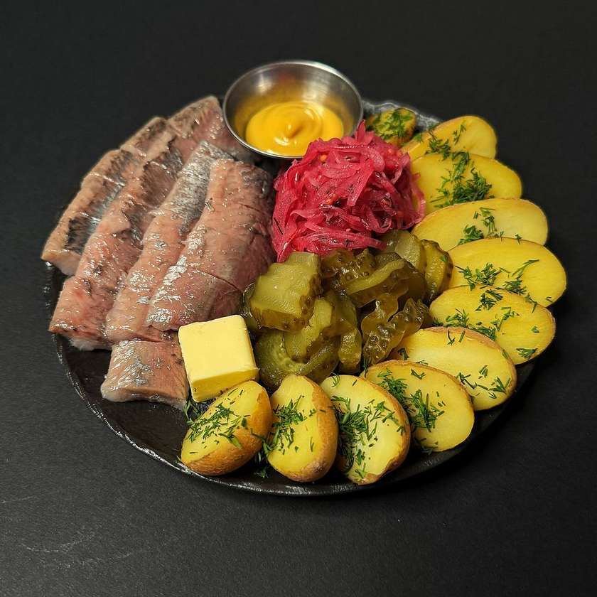 МАТІАС З КАРТОПЛЕЮ