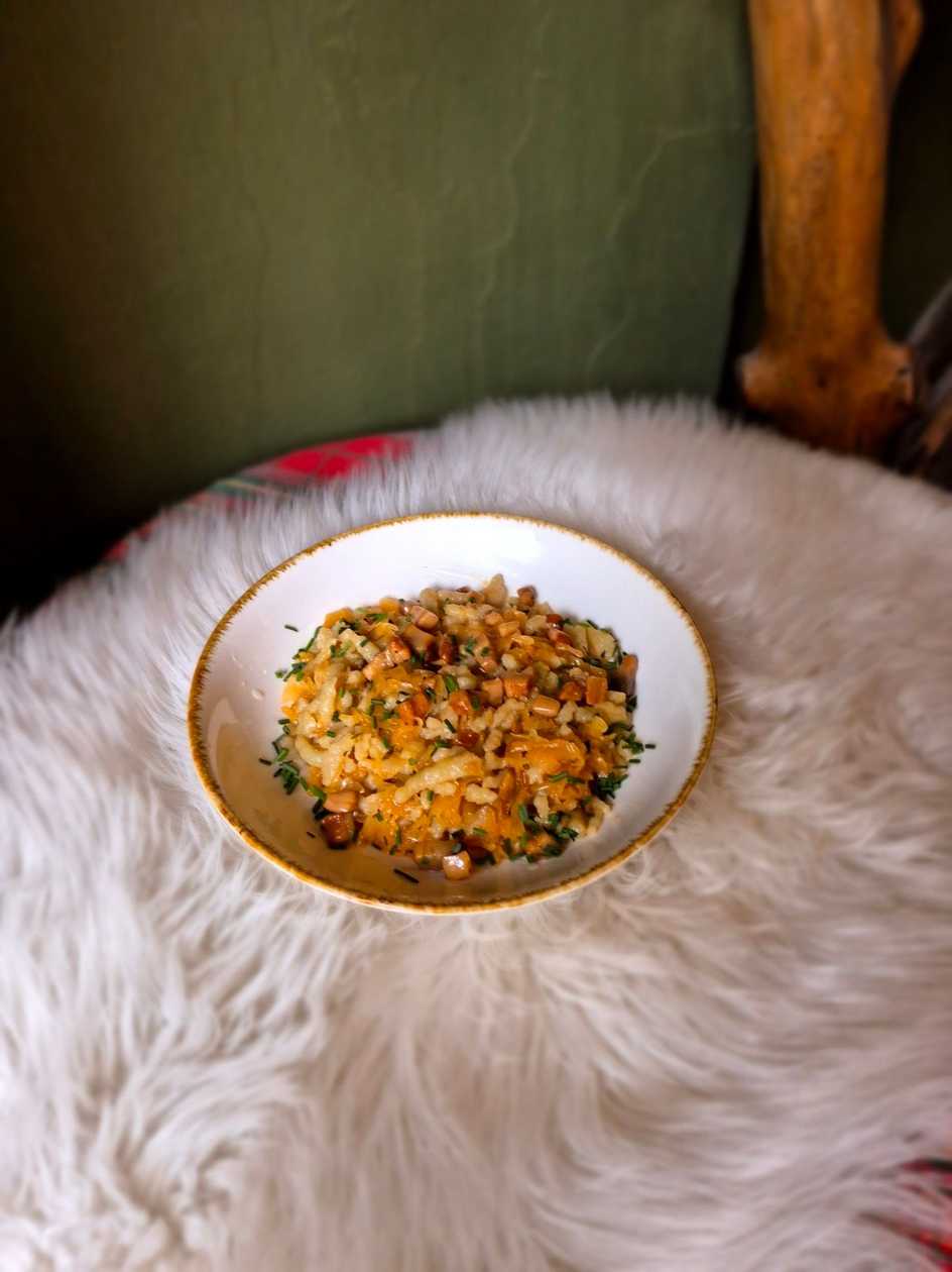 300g   Strapačky s kyslou kapustou a slaninkou