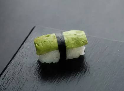 Nigiri avokádo