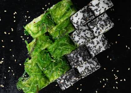 N25. Sushi set Vege 16 ks