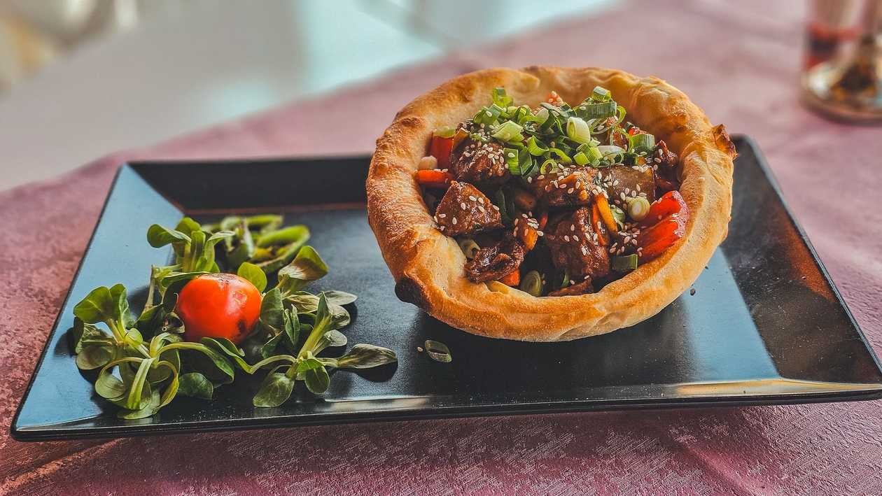 Tigaie Picanta de Porc