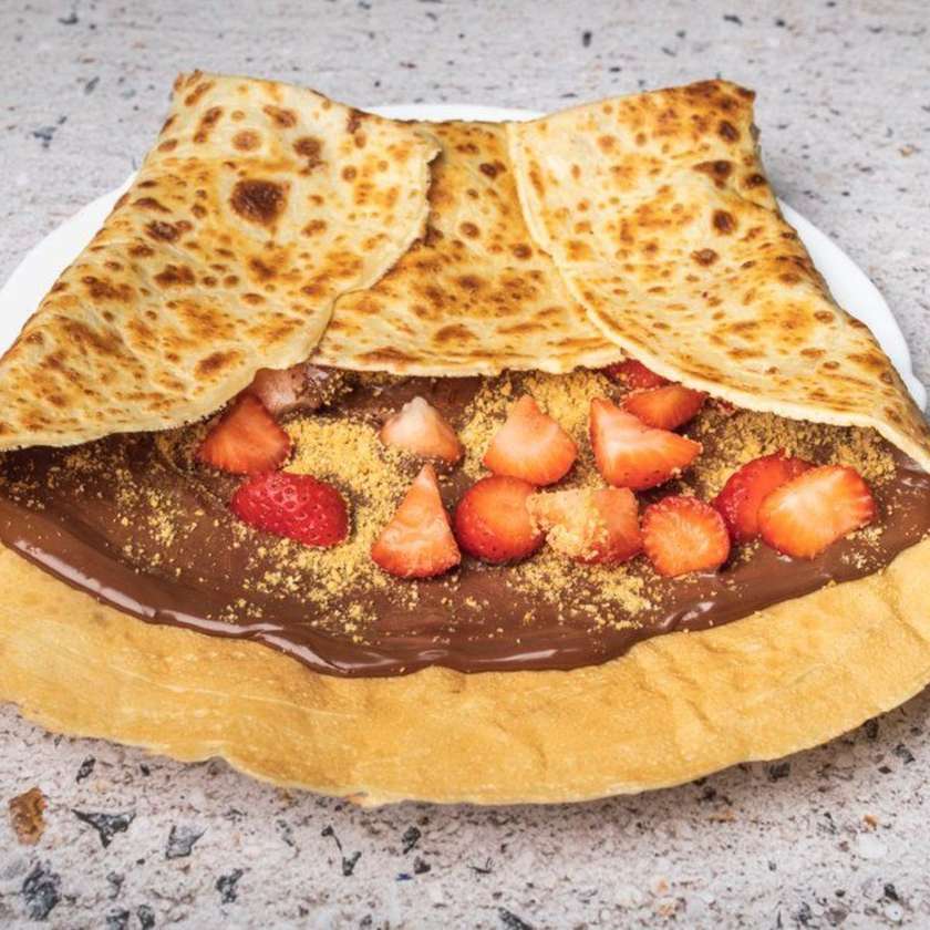 Strawberry Cream & Nutella Crepe