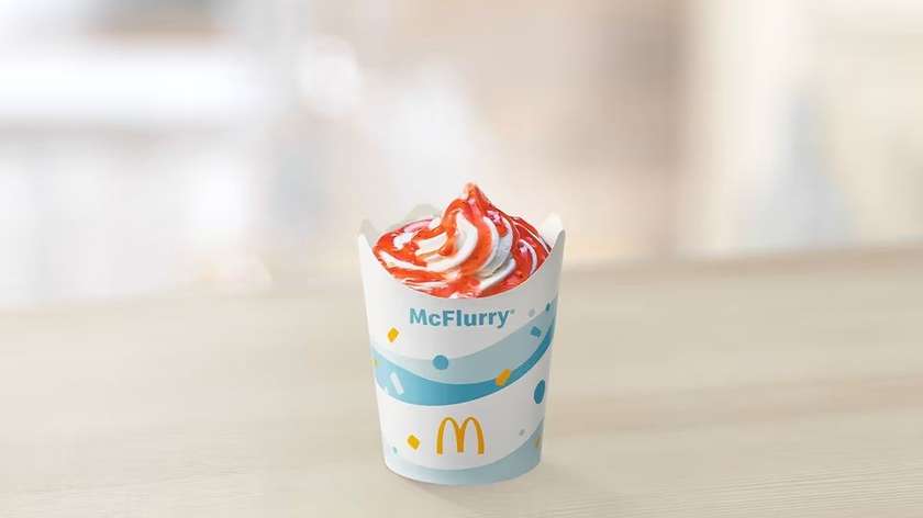McFlurry™ (Strawberry/ Kit-Kat®)