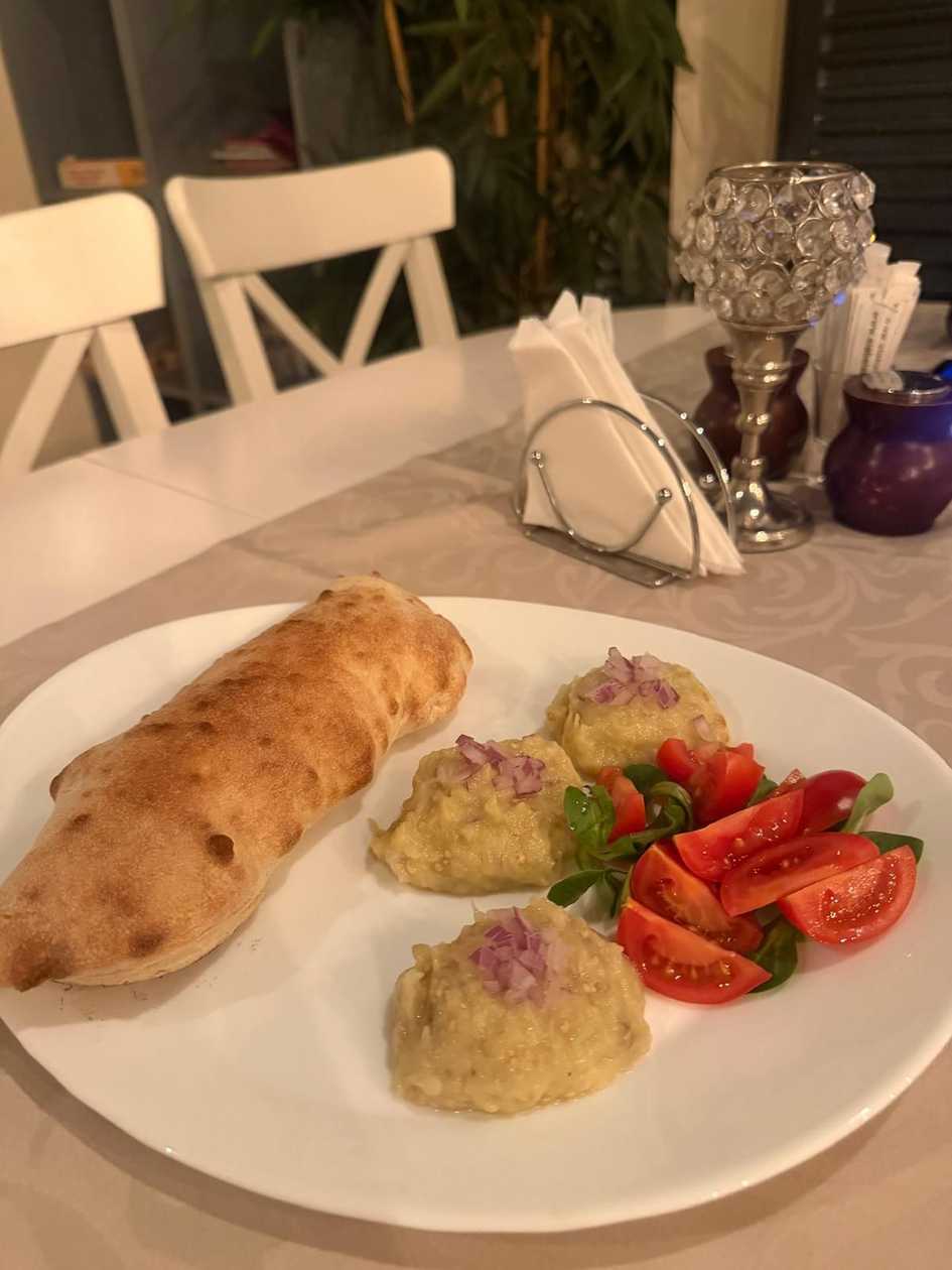 Salata de Vinete cu rosii