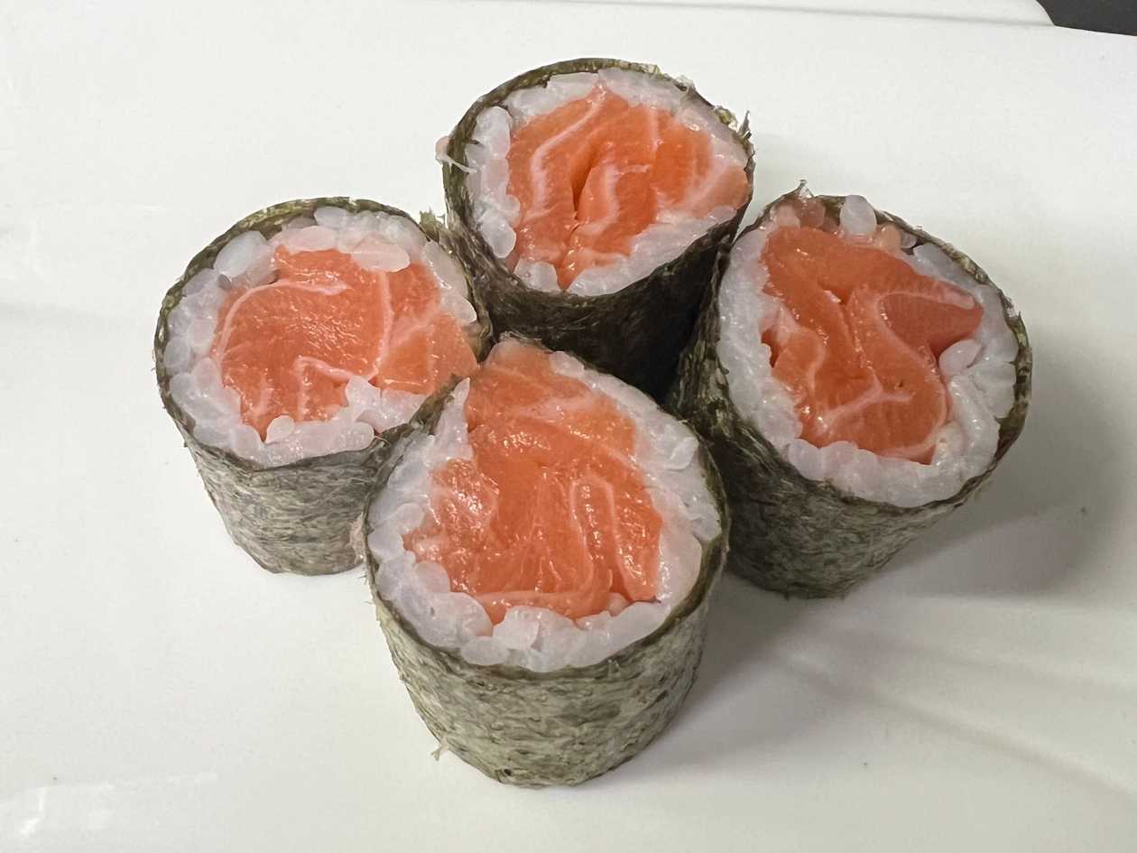 Sake MAki 8 pcs