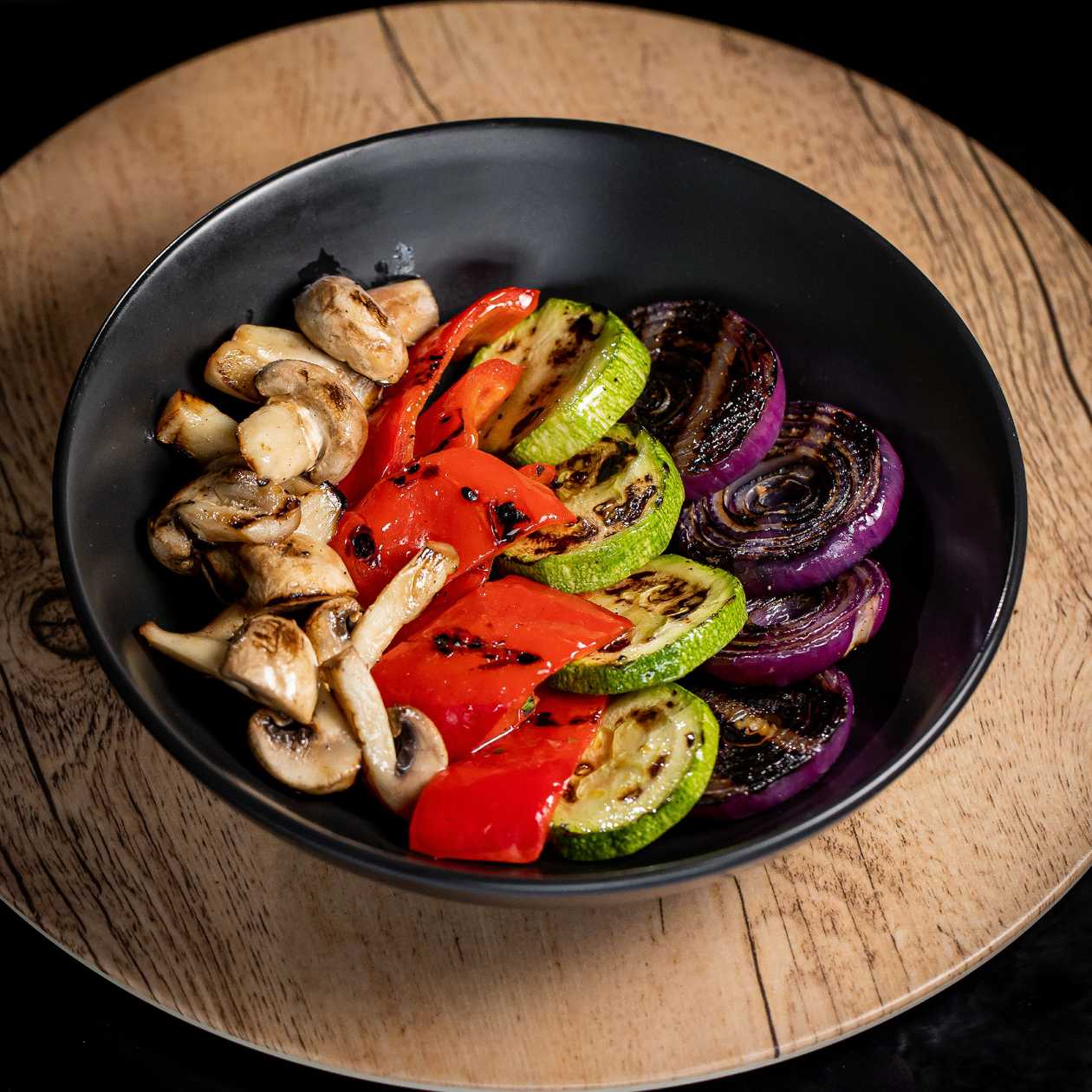 Legume asortate la gratar