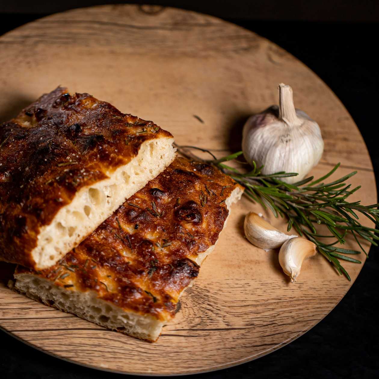 Foccacia cu ulei de masline si rozmarin - D