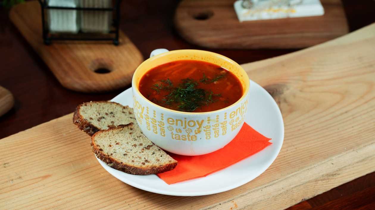 Skābu kāpostu zupa