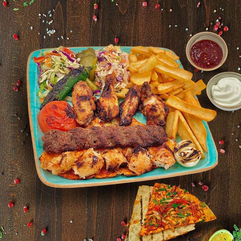 Mashawi mix grill Vită & Pui