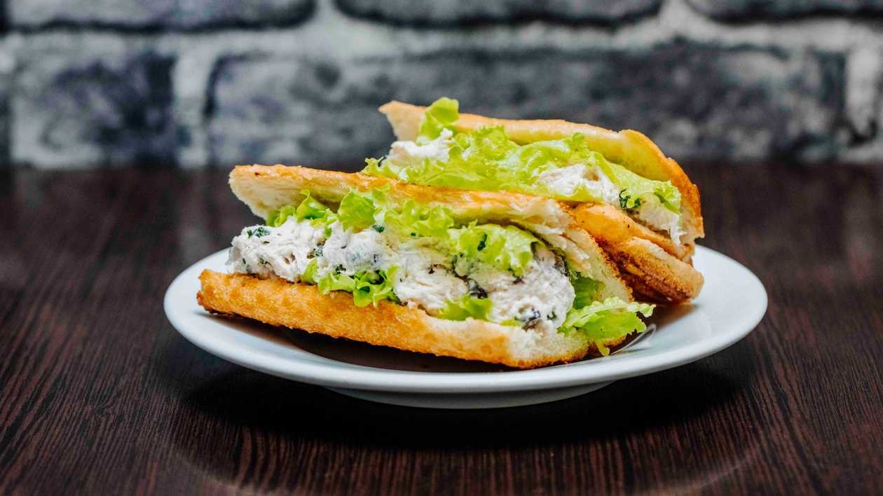 Chicken Olive Sendviç