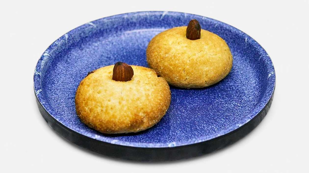 Pastini tal-Lewz x2 (Maltese Almond Biscuits)