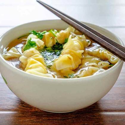 TOFU VEG SOUP MOMO (8 pcs )