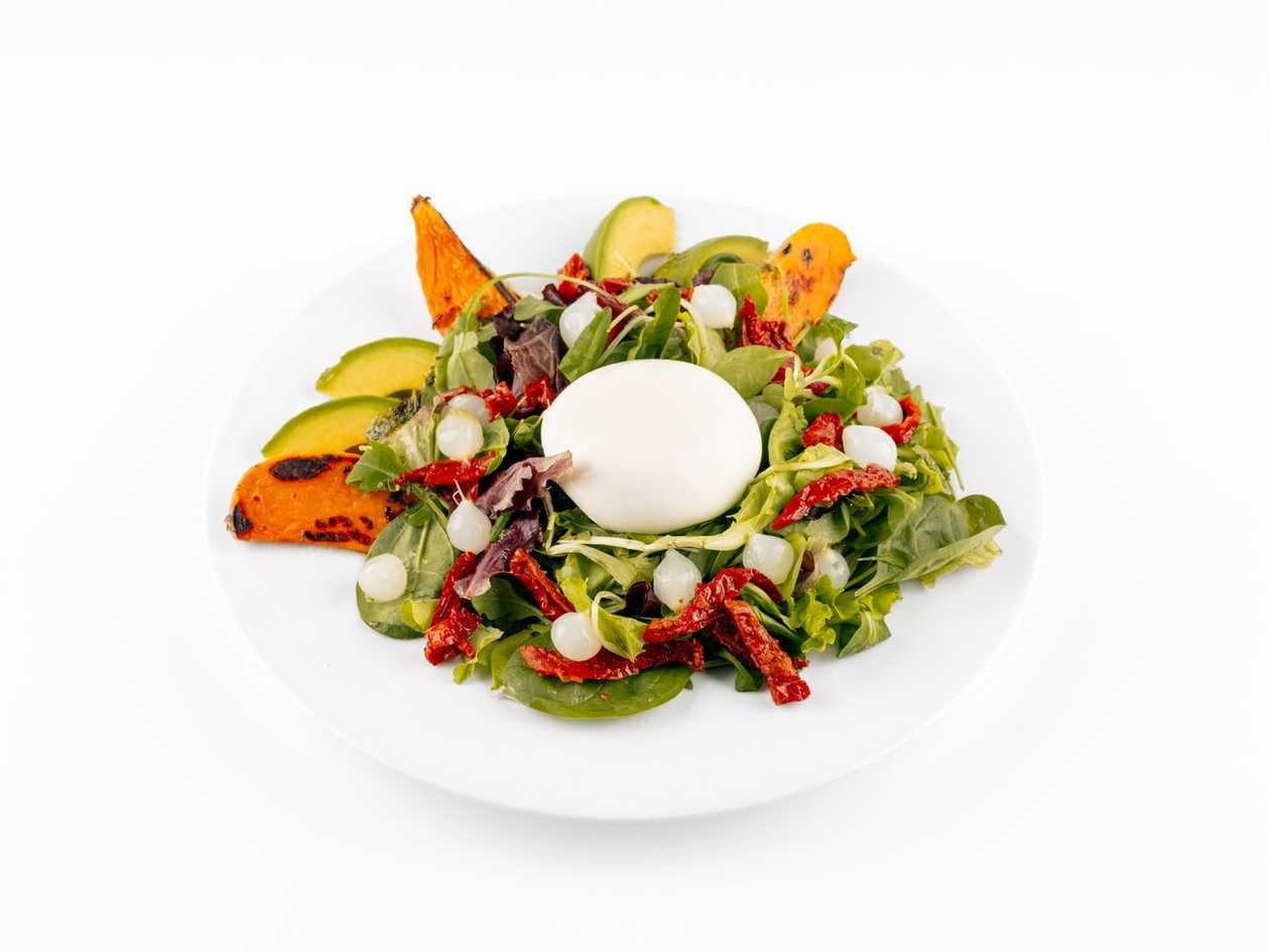 Burrata Chef Burger salad