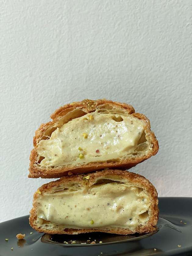 Choux (šu) pistáciový