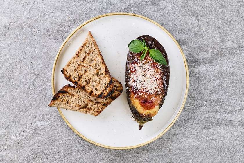 Zapečený lilek alla parmigiana