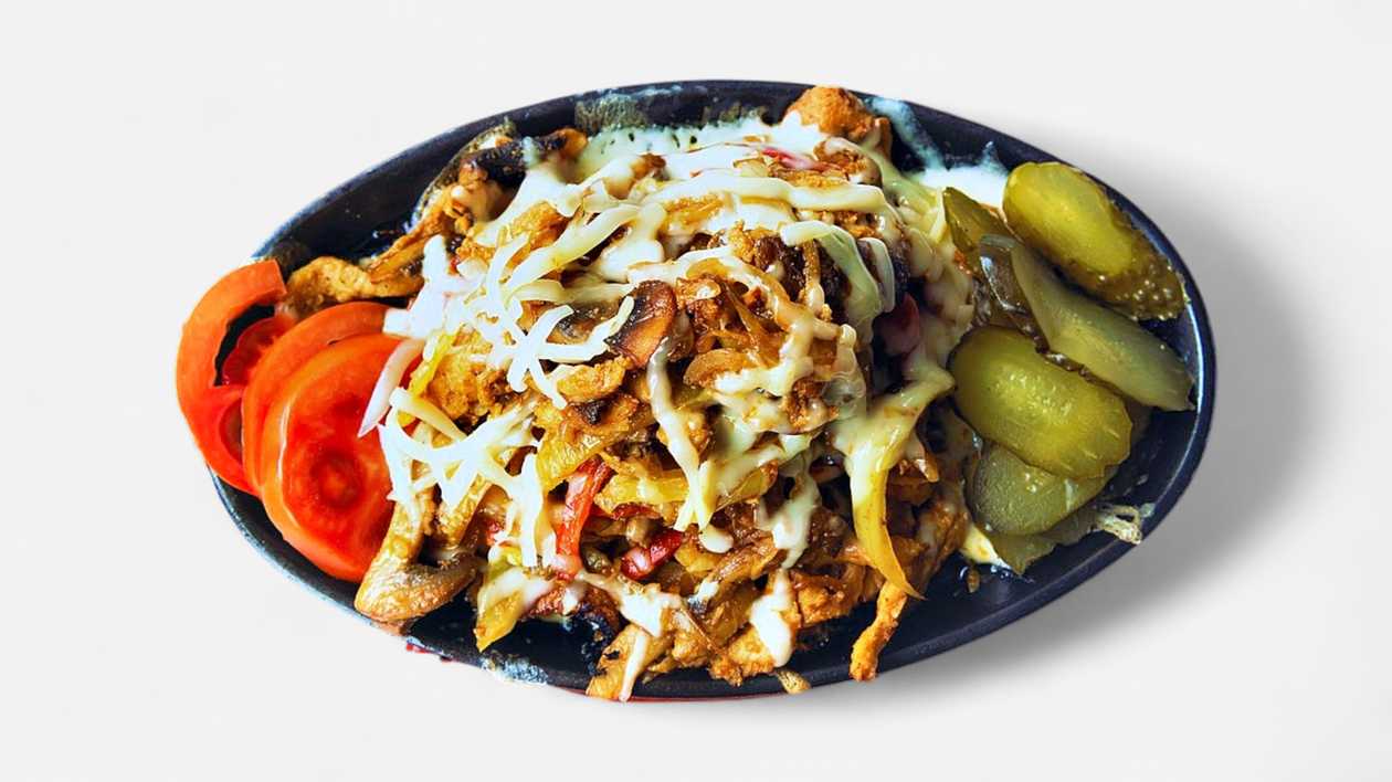 Chicken fahita on pan