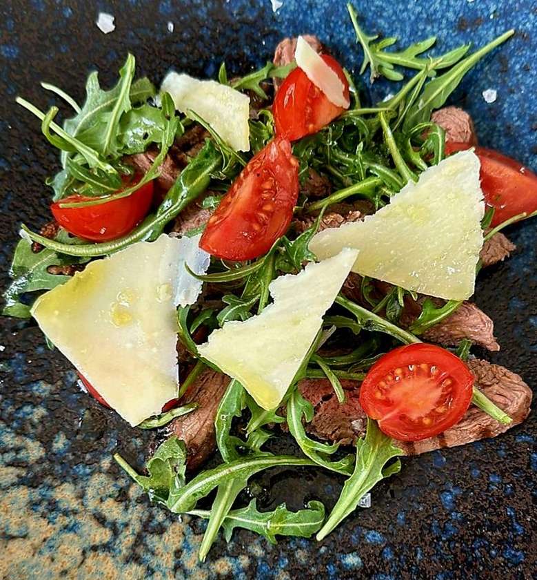 Tagliata con rucola & Grana Padano