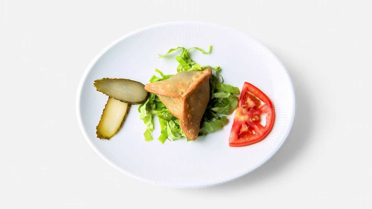 Sambusek with spinach