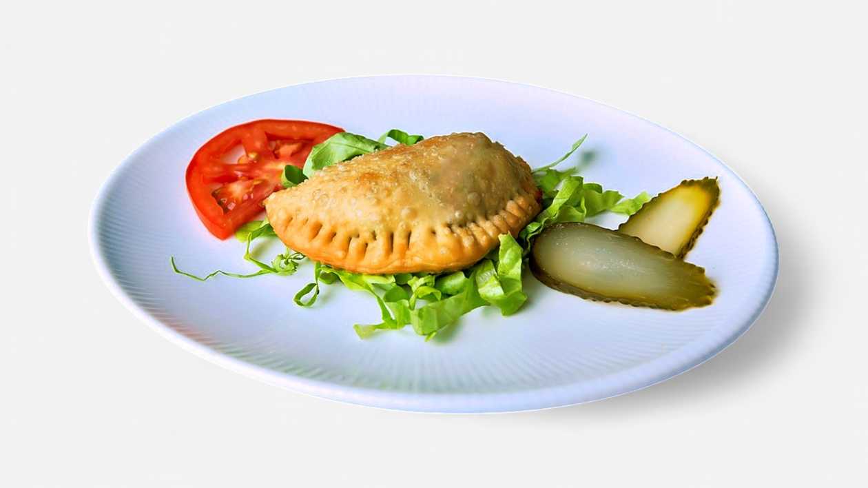 Sambusek with cheese