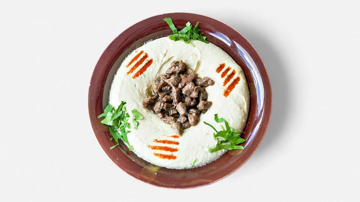 Hommous with meat
