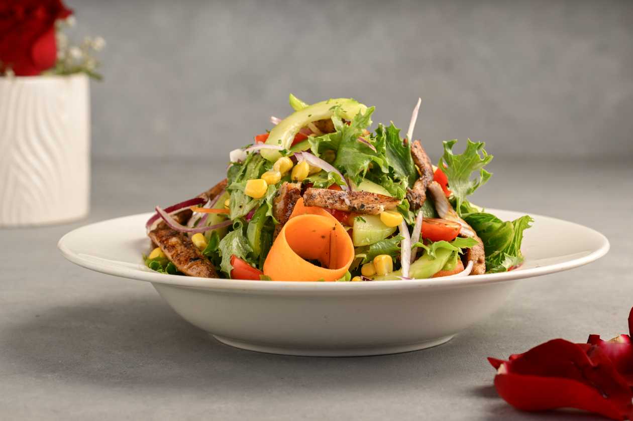 Fresh Harvest Grilled Chicken Salad