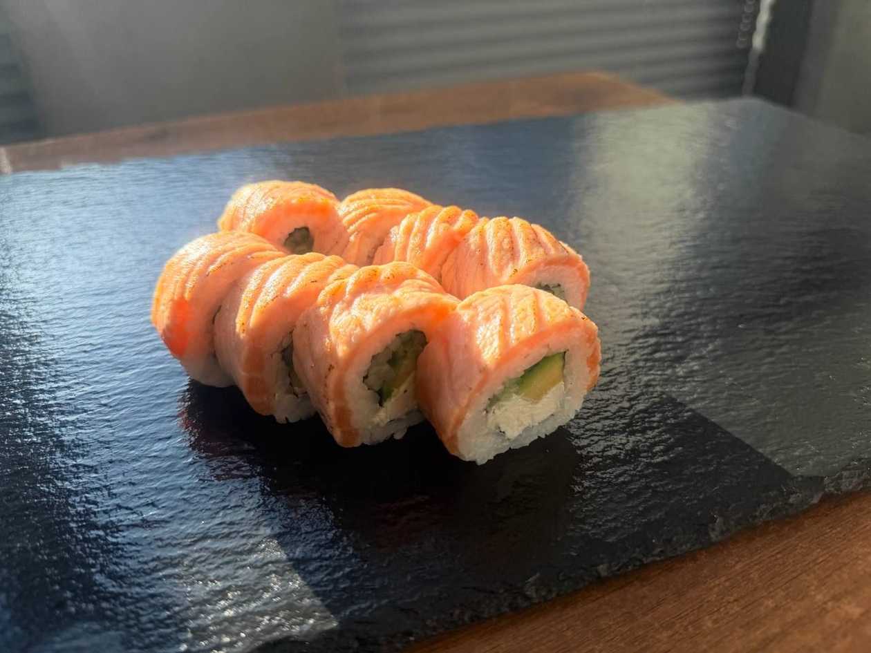 Gold Roll – Seared Salmon