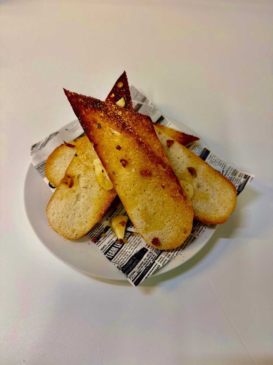 1 pc Garlic baguette