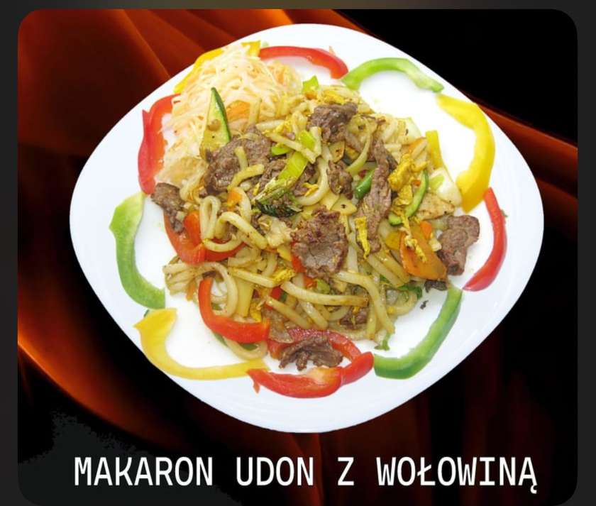 Udon Noodles with Vegetables and Beef
