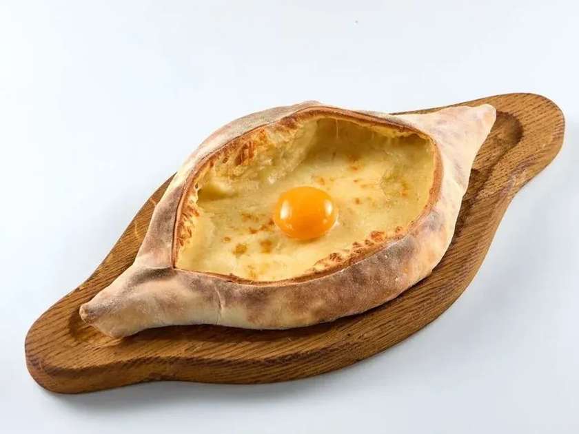 Adjarian Khachapuri