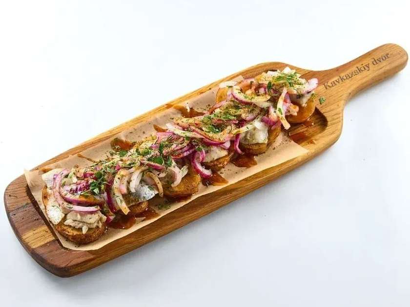 Herring Wah on Potatoes