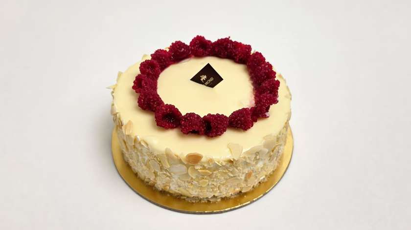 Raspberry Cake N1 670-700 gr