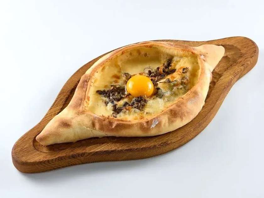 Adjarian Khachapuri with Mushrooms and Cheese