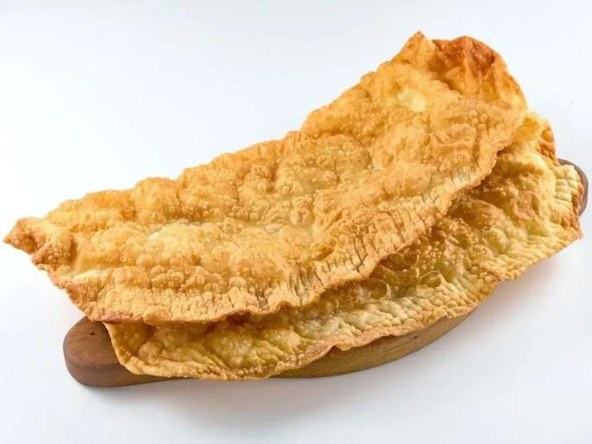 Chebureki with meat