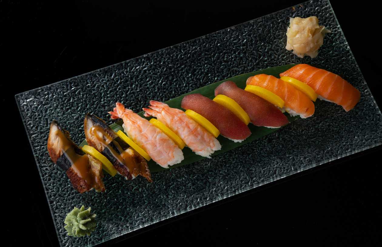 Επιλογή Του Σέφ Nigiri 8 Τεμάχια