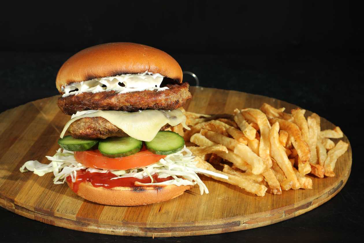 Διπλό Cheeseburger