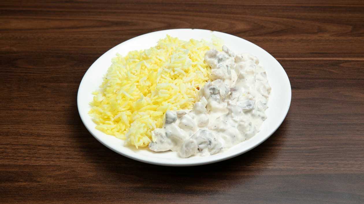 Plov with Creamy Chicken