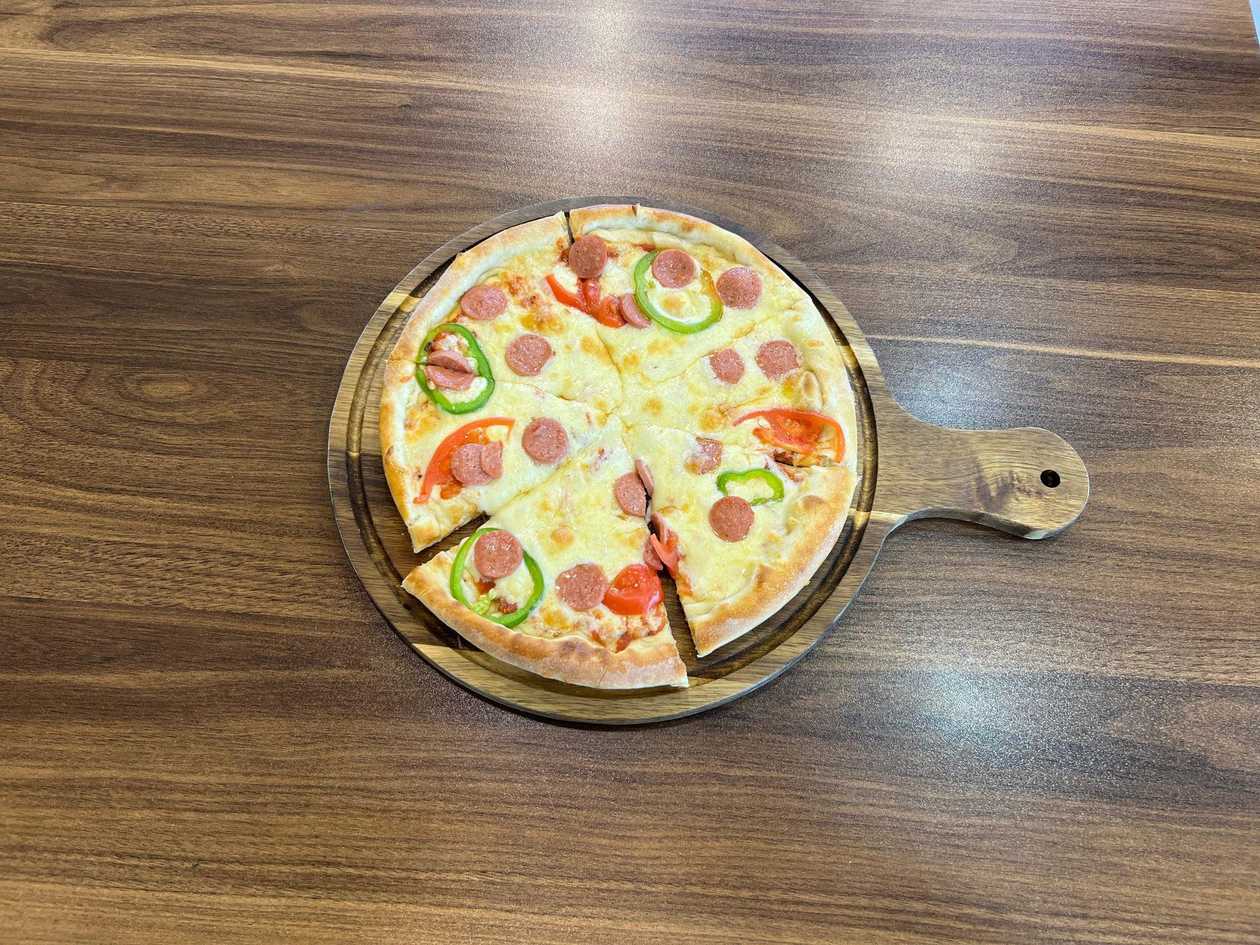 Pizza with Sausage 26 cm