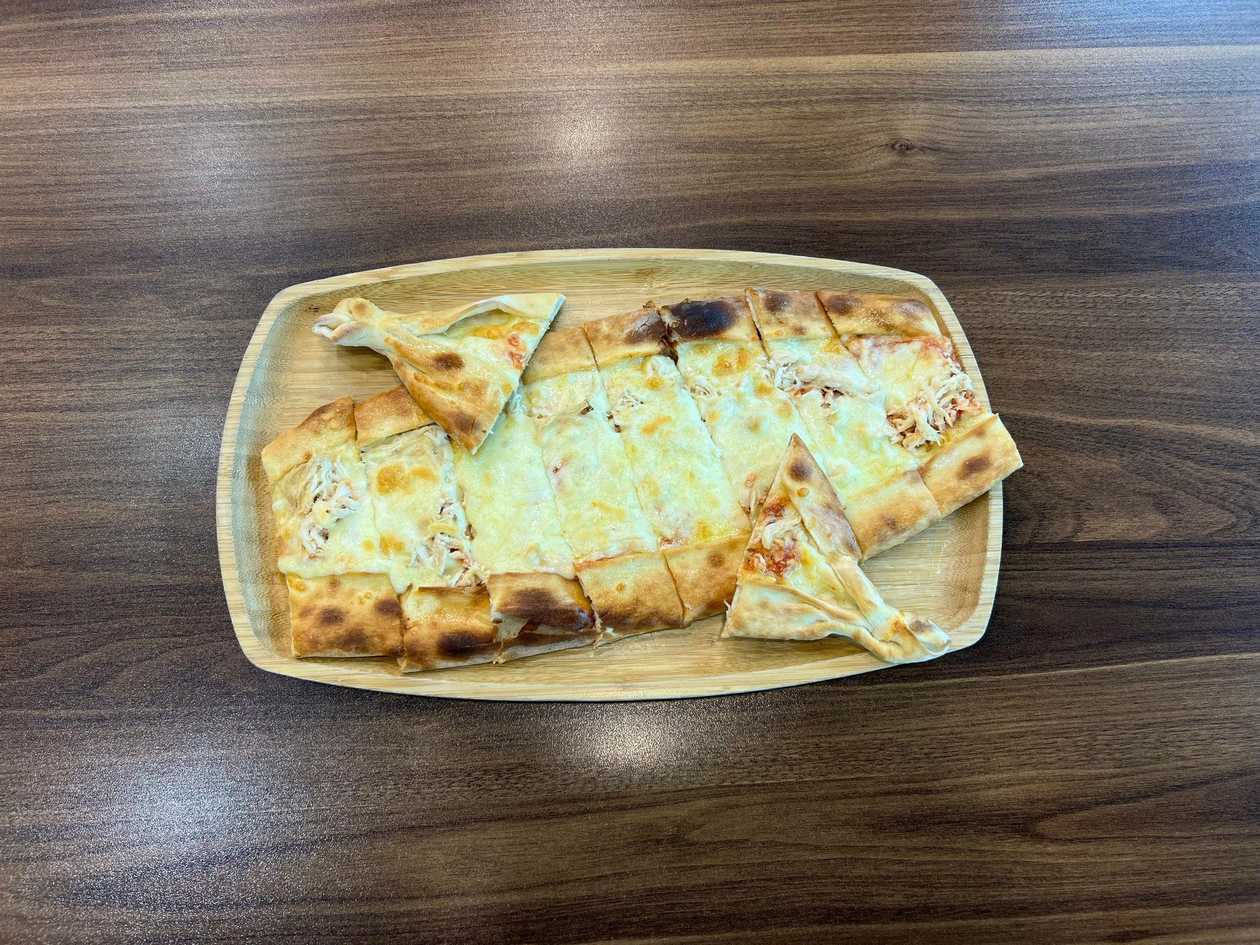Pide with Cheese and Chicken