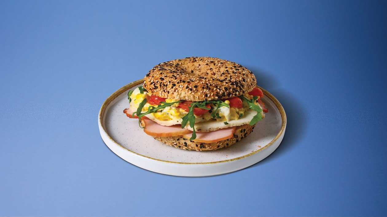 Lountza Halloumi Egg Koulouri