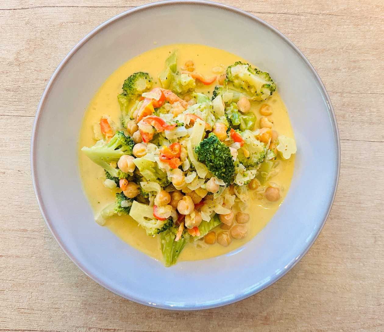 Broccoli cu năut si lapte de cocos - vegan - 350 g