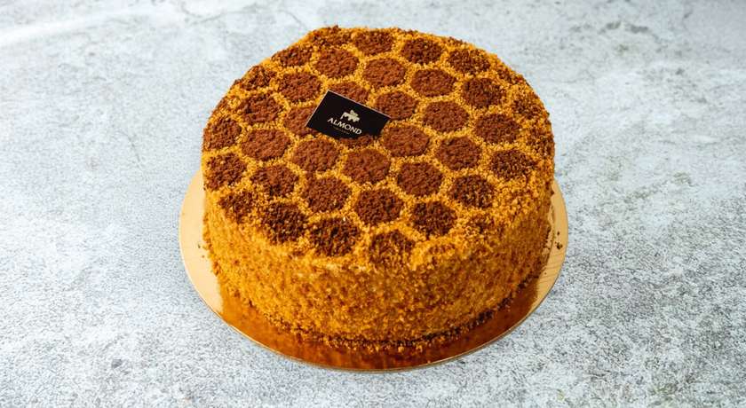 Honey Cake No. 3 (Serves 12-15)