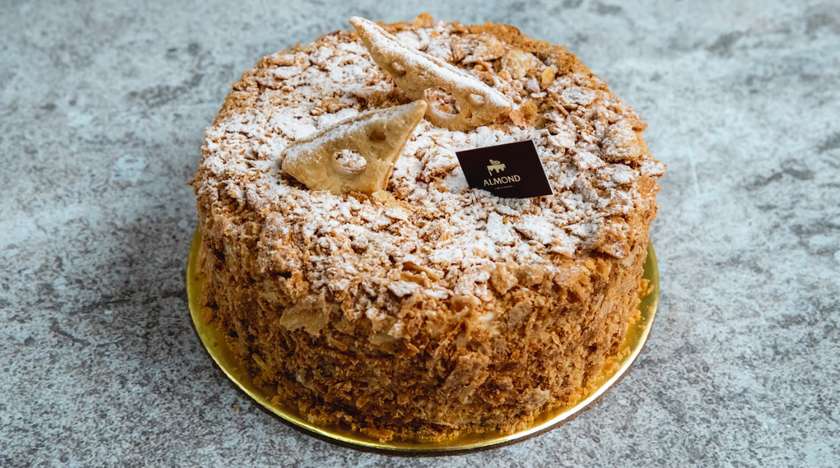 Napoleon Cake No. 1 (Serves 4-5)