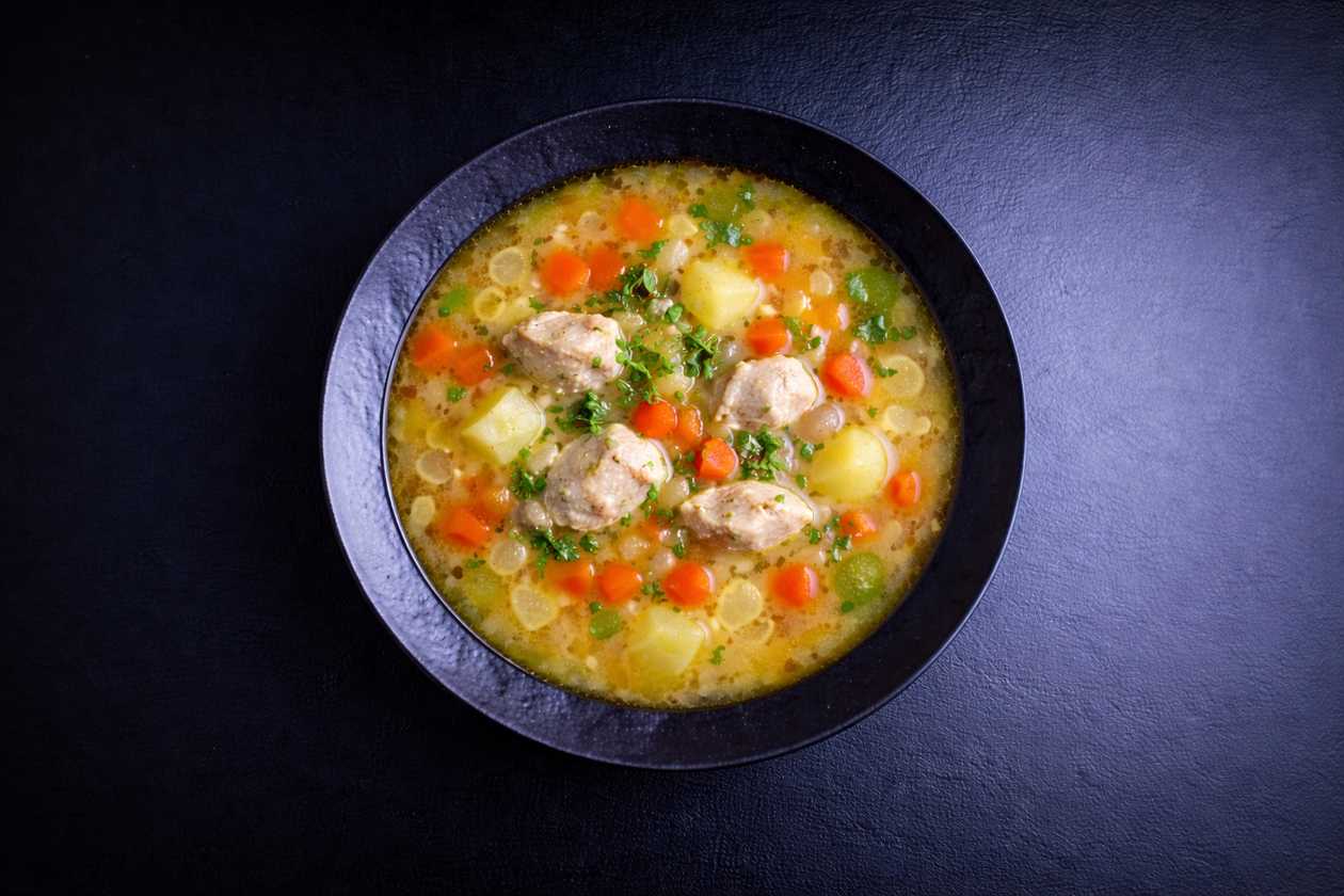 Chicken Soup with Lovage (Country Style)